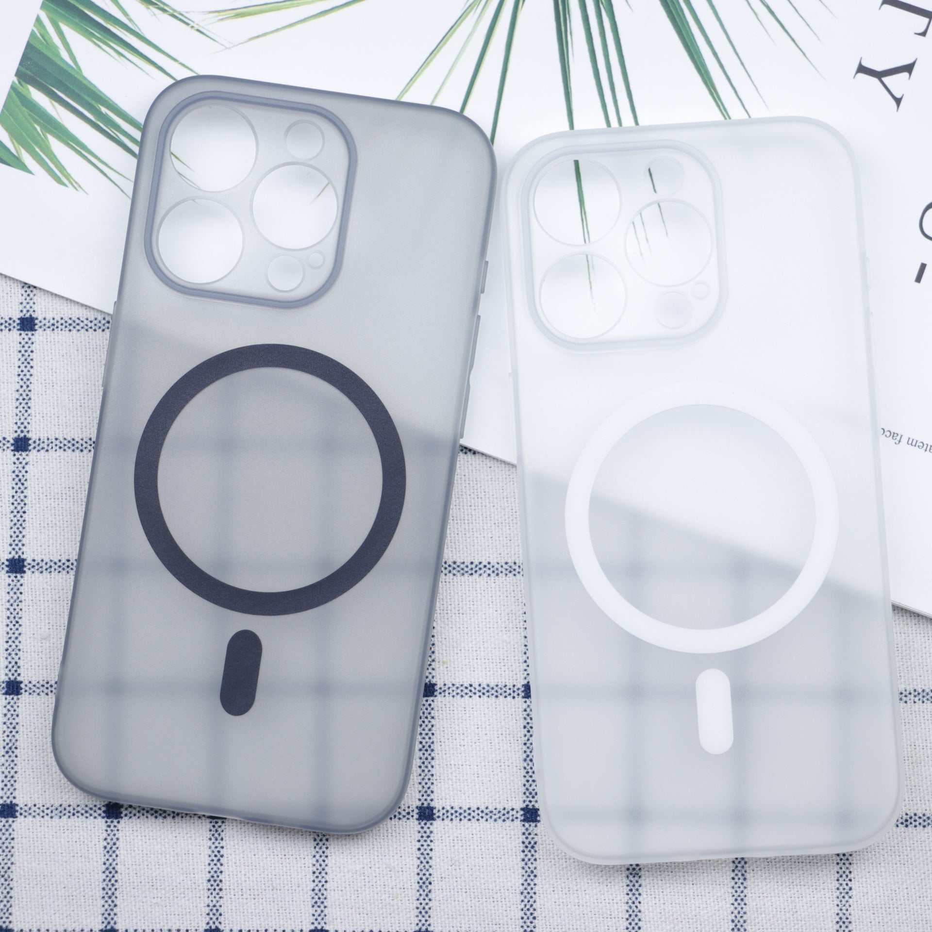 Applicable to Apple 16 series mobile phone case magnetic suction 15promax simple translucent black matte anti-drop protective cover