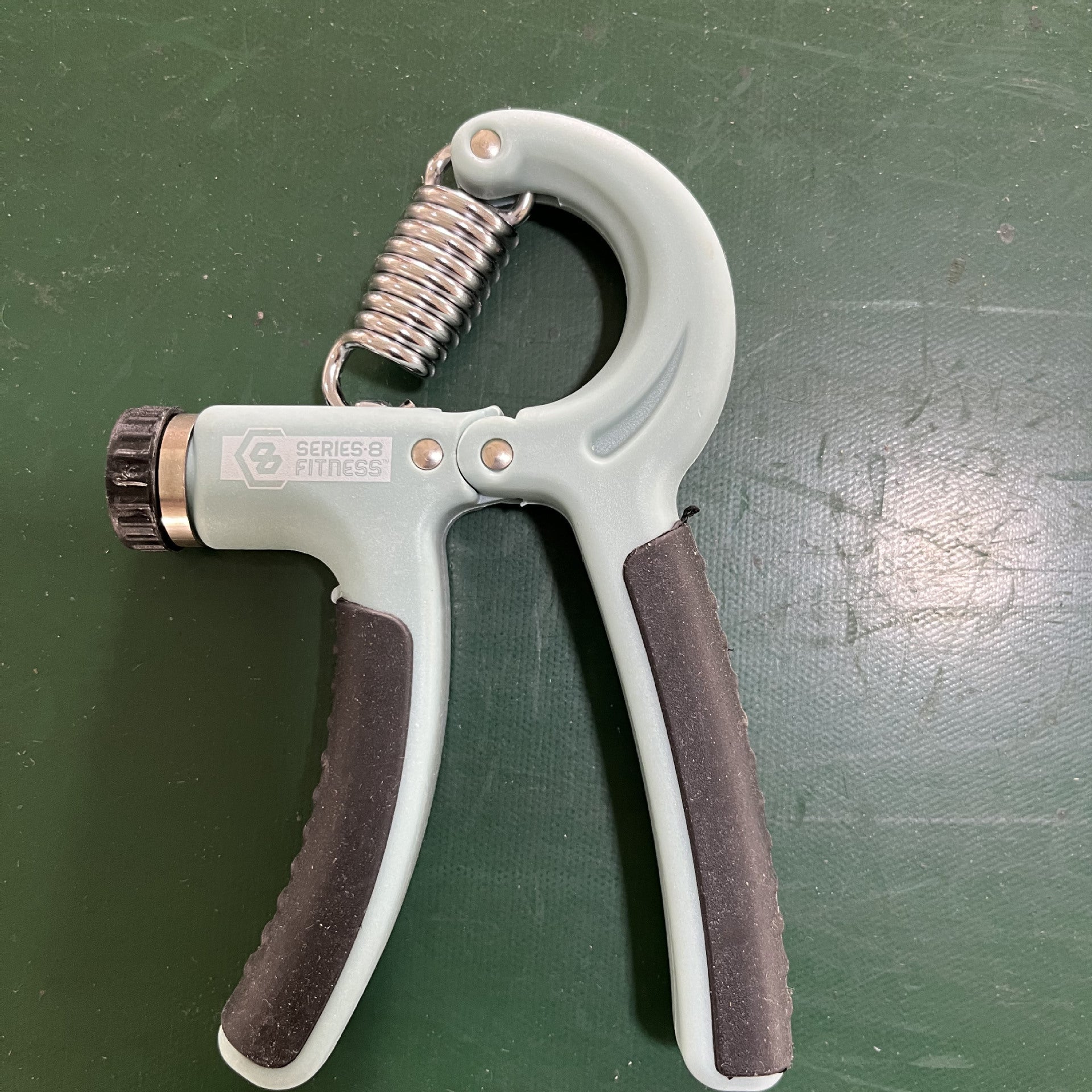 Counting grip professional arm training 5-60KG adjustable arm muscle hand strength fitness rehabilitation decompression finger manufacturer