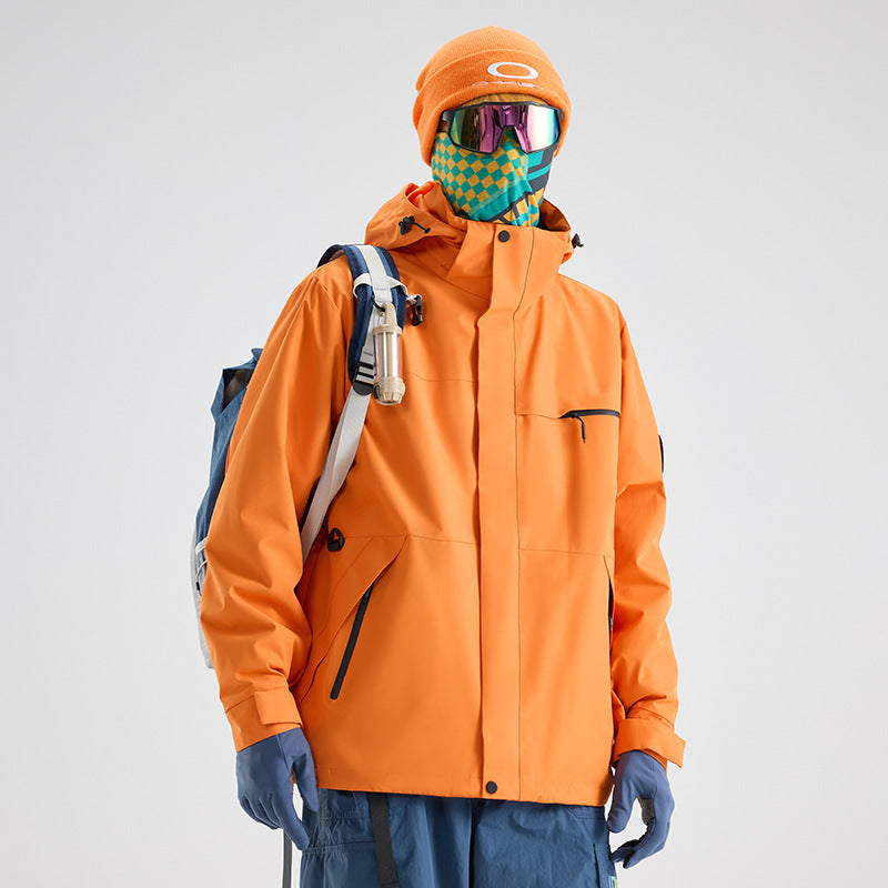 OOTD outdoor Luo Tuo, the same jacket, women's mountaineering suit, fleece liner, windproof and waterproof three-in-one jacket customization