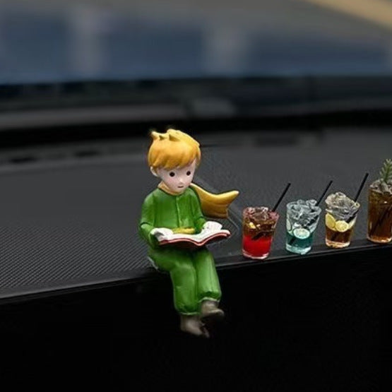 Creative and cute handmade ornaments Car desktop Home decoration Resin handicrafts Prince take flower small ornaments